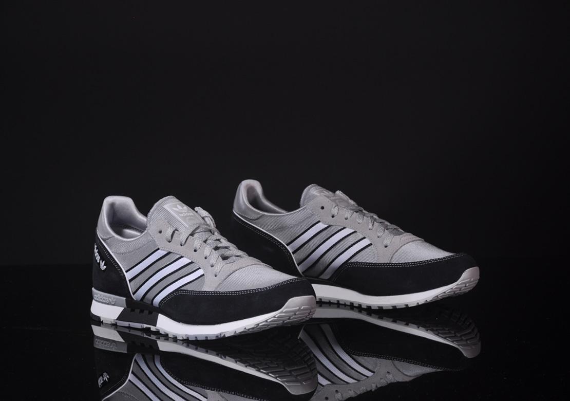 シューズ phantom adidas-phantom-icegrey-black-